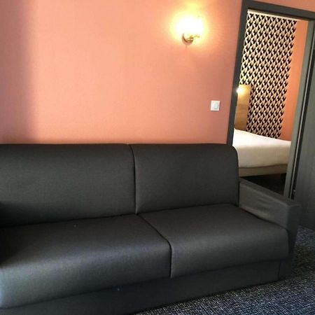 Best Western Hotel Fontaine Argent 브장송 외부 사진