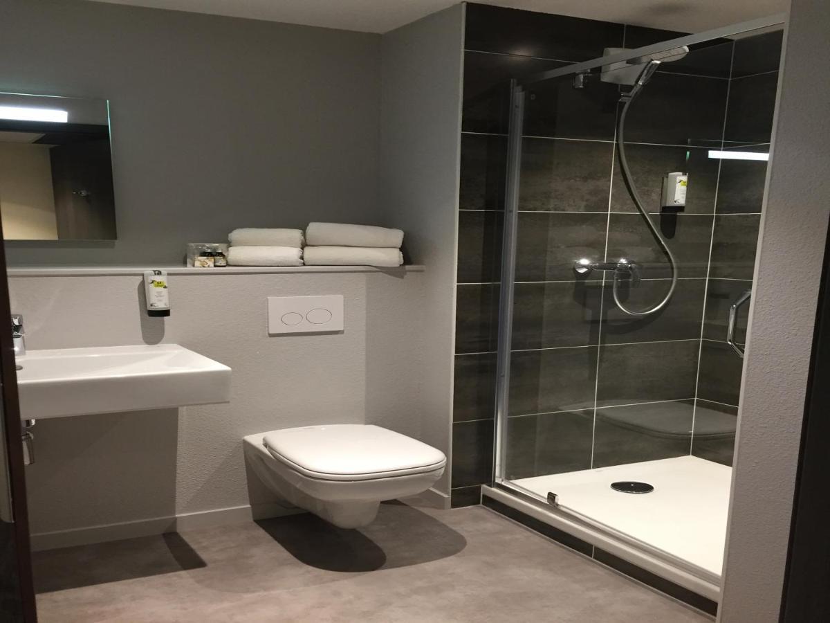 Best Western Hotel Fontaine Argent 브장송 외부 사진