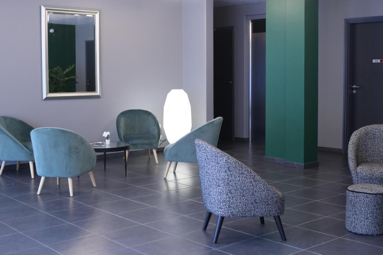 Best Western Hotel Fontaine Argent 브장송 외부 사진