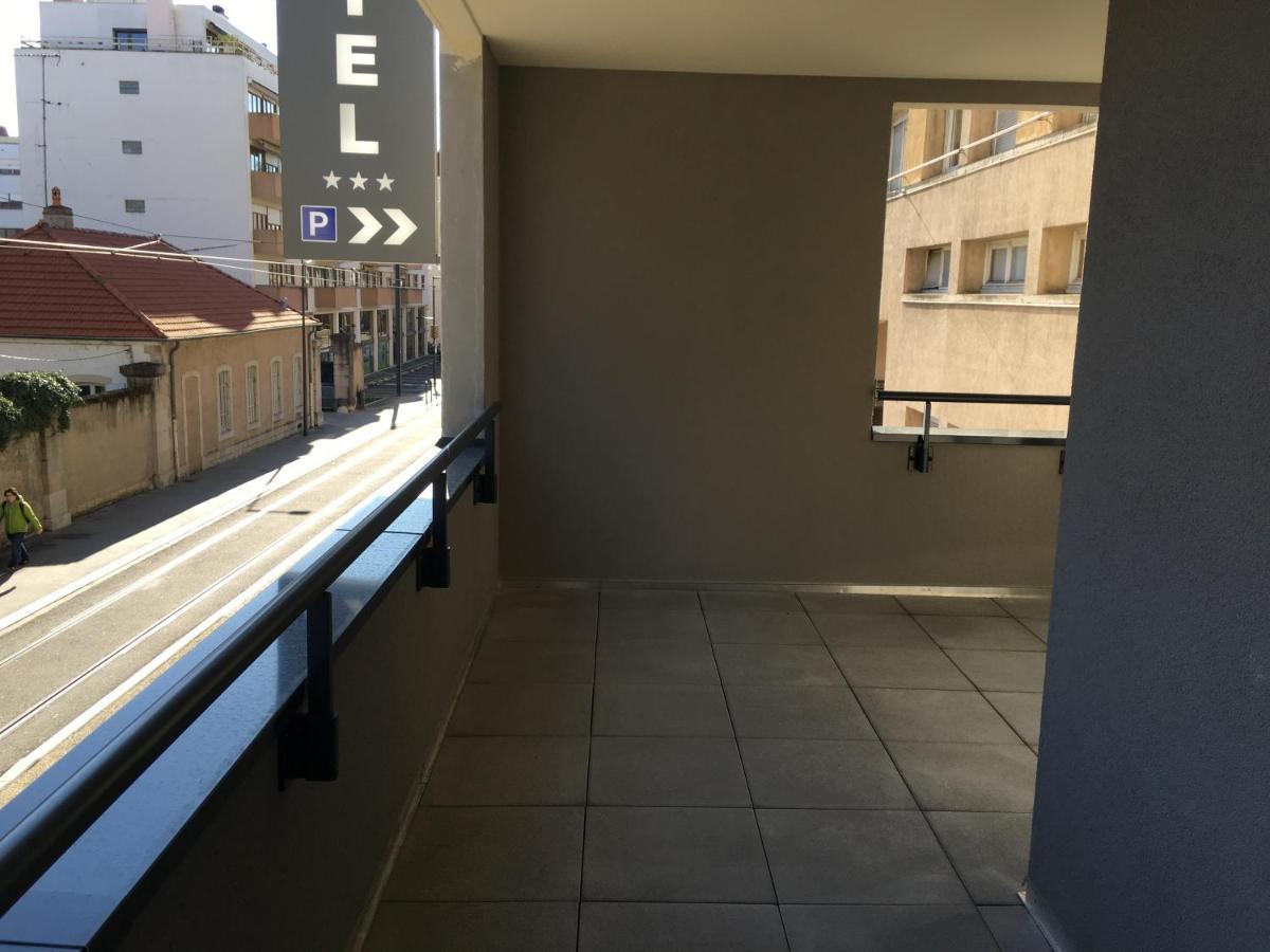 Best Western Hotel Fontaine Argent 브장송 외부 사진